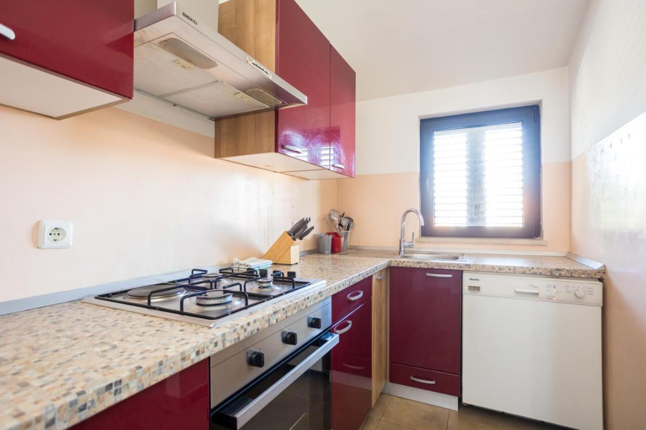 Apartmani Beba Omisalj Ngoại thất bức ảnh